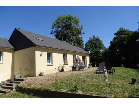 vente maison 4 pièces 85 m² à saint-pierre-sur-orthe (53160)  149 000 €