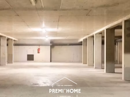* a vendre parking en sous-sol aix sud *