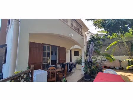 vente maison 6 pièces 160 m² à saint-louis (97450)  273 000 €