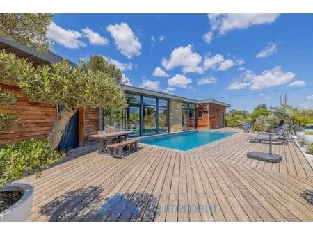 villa de luxe de 4 pièces en vente peynier  france