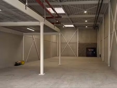 bien professionnel à louer à bierges € 2.400 (l8dos) | zimmo