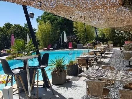 vente hôtel 2* 1 600 m²