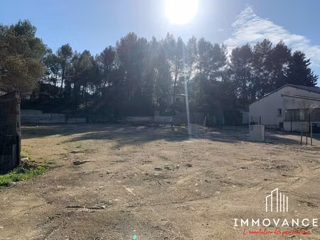 terrain a bâtir 380m² - viabilisé