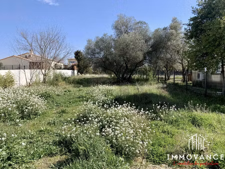 terrain a bâtir 700m2