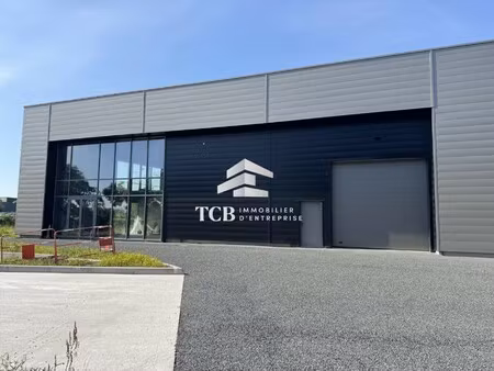 location local commercial