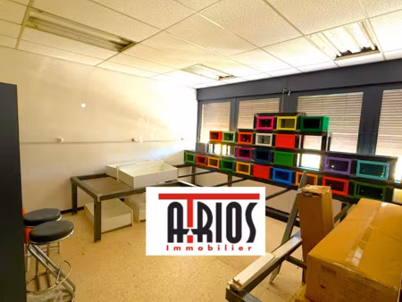 location bureau 263m2 toulon 83200 - 3000 € - surface privée