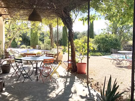 vente maison 10 pièces 230 m² à camaret-sur-aigues (84850)  650 000 €