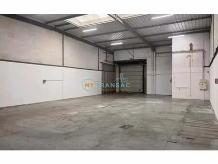 location local commercial