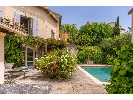 vente maison 7 pièces 243 m² à mollégès (13940)  1 150 000 €