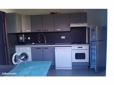 loue à l'année petite maison plaine de peri