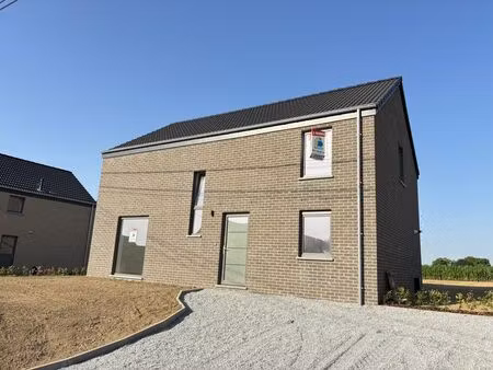 nouvelle maison en cours de finition - vente sur plans
