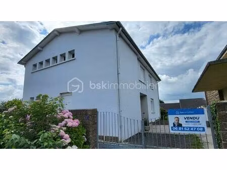 immeuble de 202 m² à mesnil-clinchamps