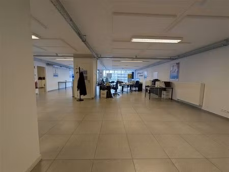 bureaux à louer à antwerpsestraat 147 mortsel (rbt37680)