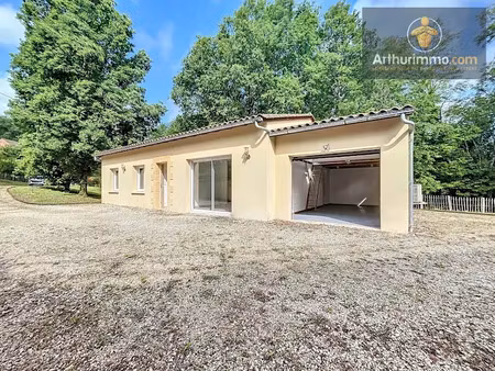 location maison 4 pièces 82 m² à journiac (24260)  815 €