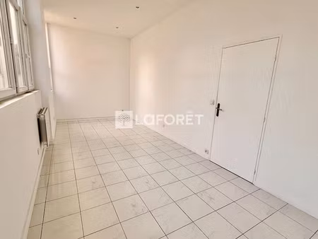 location locaux professionnels 1 pièce 19 m² à montreuil (93100)  390 €