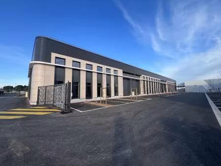 location locaux professionnels 278 m² à gallargues-le-montueux (30660)  2 919 €