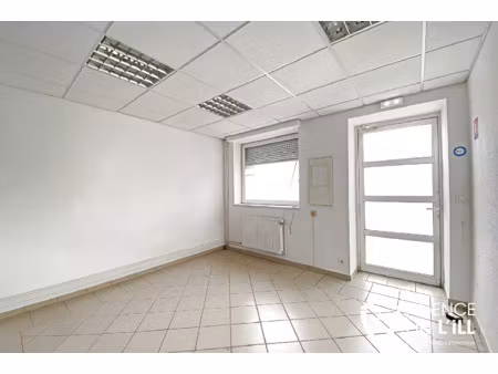 local atelier ou stockage de 130 m2 - lot d1c4