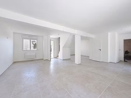 maison récente de 6 pièces à marolles en brie