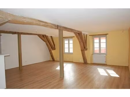 location appartement  m² t-2 à saint-satur  490 €