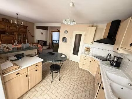 vente maison à yvré-l'évêque (72530) : à vendre / 118m² yvré-l'évêque