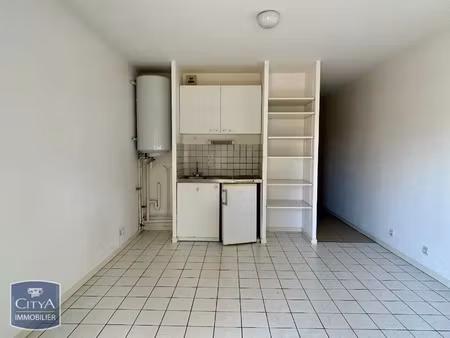 appartement à louer 2 pièces 34.24 m² - buxerolles (86) - 500€