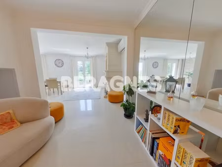 maison plain pied : sejour 4 chambres piscine parc