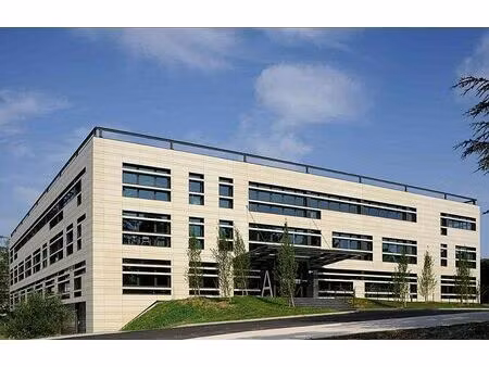 location bureau ecully 895 m²