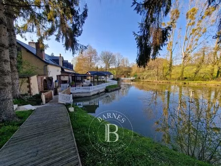 maison de luxe à vendre à luceau