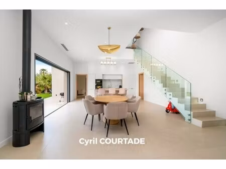 maison contemporaine à vendre dans le quartier port marianne