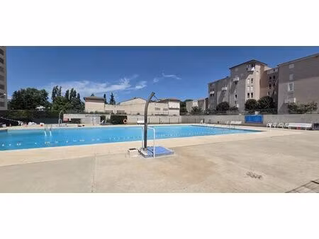 vente appartement 3 pièces 77 m² aubagne (13400)