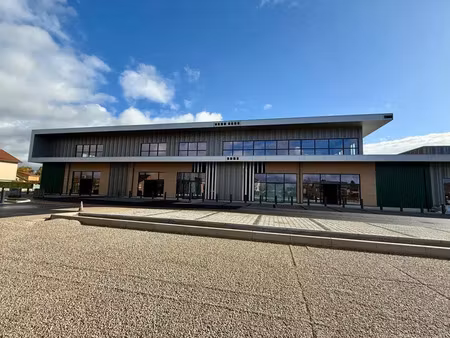 plateaux de bureaux neufs 939 m² divisibles à partir de 100 m²