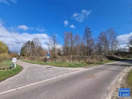 perceel grond van 75are  gelegen in agrarisch gebied op de grens hasselt - diepenbeek  omg