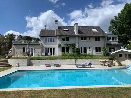 exclusieve villa in lasne – panoramisch vergezicht & verwarmd zwembad