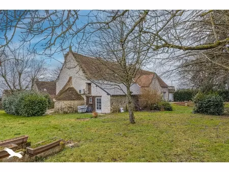 vente maison 6 pièces 220 m² à luzillé (37150)  295 310 €