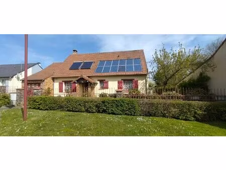 vente maison 7 pièces 143 m2 à la quinte