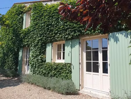 vente maison 4 pièces 120 m² à eyrans (33390)  257 569 €