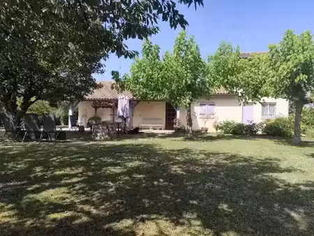 vente maison 7 pièces 129 m² à saint-vivien-de-monségur (33580)  260 190 €