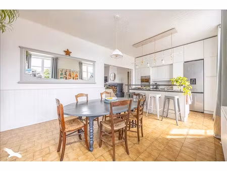 vente maison 10 pièces 136 m² à muron (17430)  379 000 €