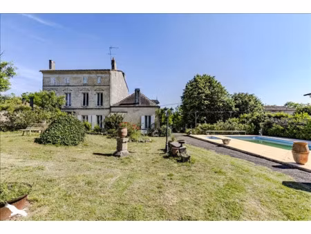 vente maison 7 pièces 257 m² à saint-antoine-sur-l'isle (33660)  316 500 €