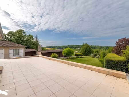 vente maison 5 pièces 182 m² à montagnac-la-crempse (24140)  295 000 €