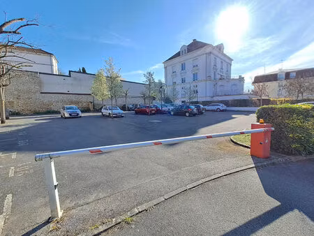 parking centre ville yerres