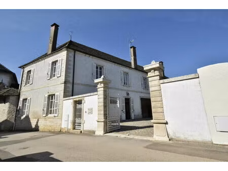 vente maison 7 pièces 235m2 rully 71150 - 545000 € - surface privée