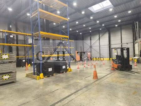 2850 m² entrepôt bureaux a vendre a lagny sur marne