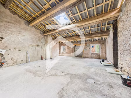 vente appartement 61m2 gonfaron 83590 - 67000 € - surface privée