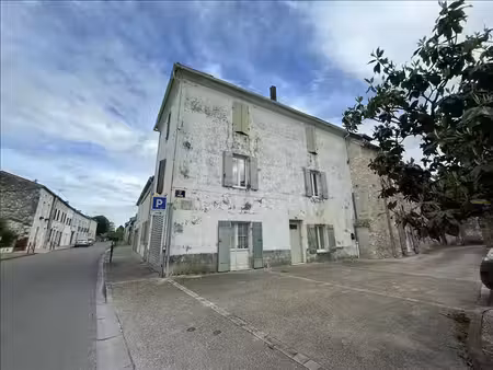 maison de bourg de 4 pièces principales