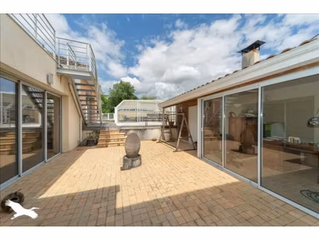 vente maison 6 pièces 270 m² à laruscade (33620)  451 500 €