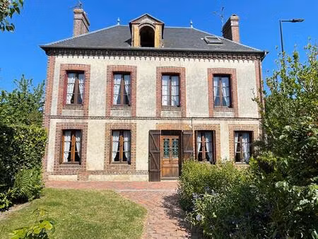 maison familiale en coeur de bourg à 8kms de l' aigle gare sncf