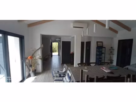 vente maison 5 pièces 573 m² à solaro (20240)  420 000 €