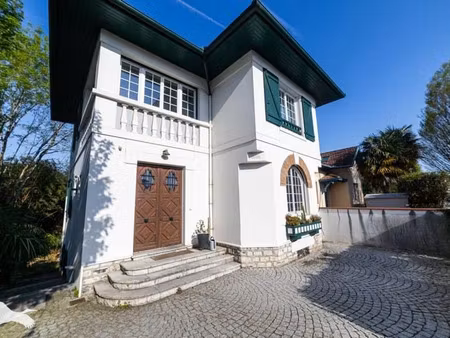 vente maison 5 pièces 137 m² à bayonne (64100)  535 500 €