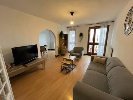 vente appartement 5 pièces 92 m² à tarbes (65000)  109 500 €